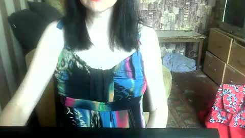 Snapshot of yanafiesta chatting on June 23, 10:35 am yanafiesta online show from June 23, 10:35 am