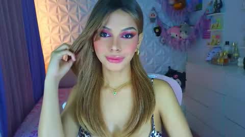 YANG AUDREY LONE online show from September 8, 6:07 pm