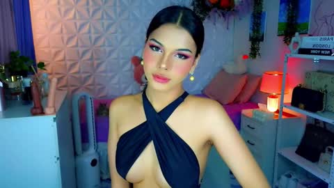 Snapshot of yang_audreylone chatting on December 5, 2:20 am YANG AUDREY LONE online show from December 5, 2:20 am