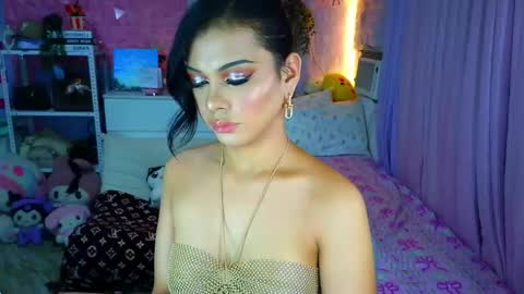 Snapshot of yang_audreylone chatting on May 5, 2:08 am YANG AUDREY LONE online show from May 5, 2:08 am
