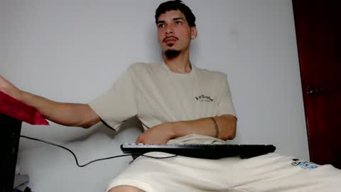 Snapshot of yankees_xxx chatting on July 2, 9:59 am yankees online show from July 2, 9:59 am