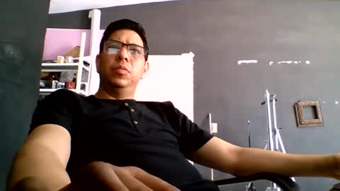 Snapshot of yankoloco92 chatting on June 29, 7:25 pm yankoloco92 online show from June 29, 7:25 pm