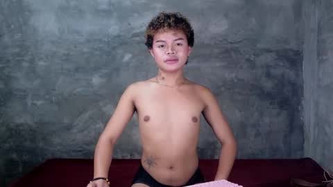Snapshot of yanna_cassanova chatting on May 20, 5:52 pm yanna_cassanova online show from May 20, 5:52 pm