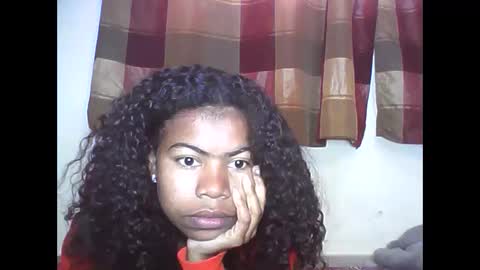 Snapshot of yannick_01 chatting on June 1, 8:49 am yannick_01 online show from June 1, 8:49 am