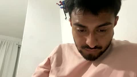 Snapshot of yanose117 chatting on December 1, 5:01 am Jony online show from December 1, 5:01 am