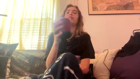 Snapshot of yanyanpixie chatting on November 5, 3:23 pm yanyanpixie online show from November 5, 3:23 pm