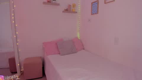 Snapshot of yara_gomez1 chatting on December 6, 2:49 pm Yarai online show from December 6, 2:49 pm