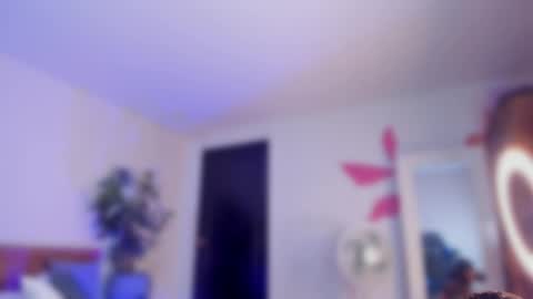 Snapshot of yarirose chatting on May 29, 2:59 pm Yary online show from May 29, 2:59 pm