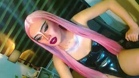 miss yasii online show from June 2, 3:14 pm