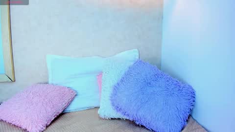 Snapshot of yasiir_0229 chatting on October 31, 6:47 am Yasiir online show from October 31, 6:47 am