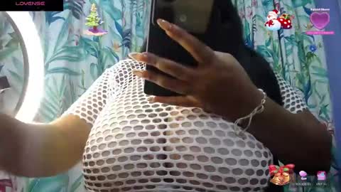 Yasmin online show from January 2, 10:22 pm