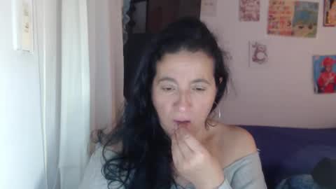 yasmin_love85 online show from February 10, 2:32 pm