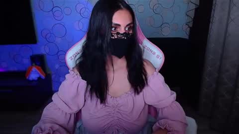 Snapshot of yasmina___ chatting on October 9, 6:33 am yasmina online show from October 9, 6:33 am