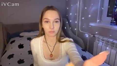 Snapshot of yasminalouf chatting on January 13, 6:35 pm yasmina online show from January 13, 6:35 pm