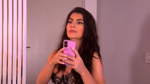 Yasmina  online show from December 1, 4:06 am