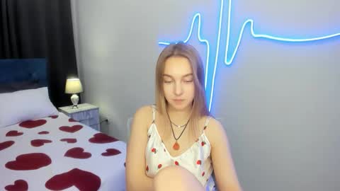 Snapshot of yasminasage chatting on September 22, 3:47 pm Yasmina online show from September 22, 3:47 pm