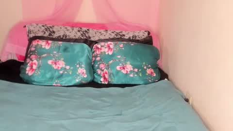 Yasmina online show from February 8, 6:54 am