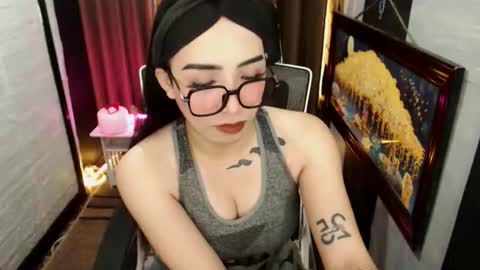 Snapshot of yassiered chatting on February 20, 2:52 am yassiered online show from February 20, 2:52 am