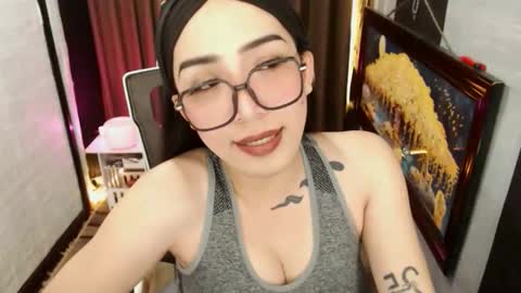 Snapshot of yassiered chatting on March 21, 8:41 am yassiered online show from March 21, 8:41 am