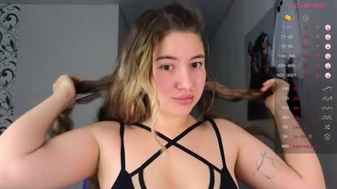 Yasyaa  online show from December 20, 2:08 am