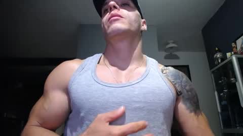 Snapshot of yatho_ chatting on October 10, 1:59 am yahto online show from October 10, 1:59 am