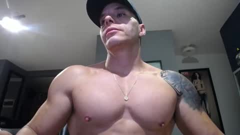 Snapshot of yatho_ chatting on October 21, 2:45 am yahto online show from October 21, 2:45 am