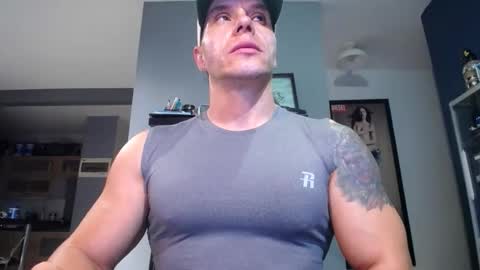 Snapshot of yatho_ chatting on January 11, 1:43 am yahto online show from January 11, 1:43 am