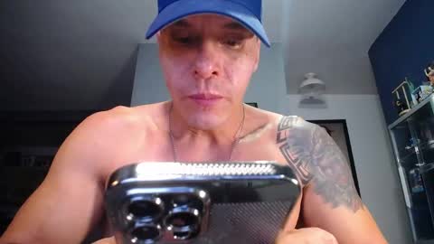 Snapshot of yatho_ chatting on March 25, 1:44 am yahto online show from March 25, 1:44 am