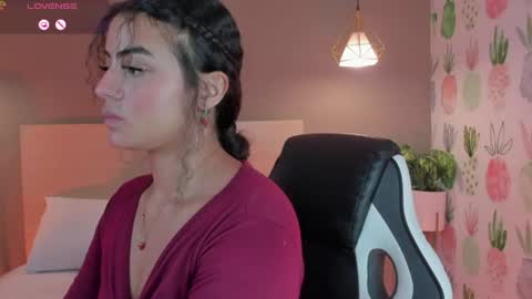 yaya23x online show from July 14, 1:06 pm