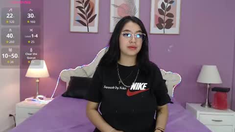 Snapshot of yayaqueen chatting on June 11, 12:03 pm Yaya online show from June 11, 12:03 pm