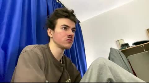 yayay333 online show from March 1, 9:06 pm