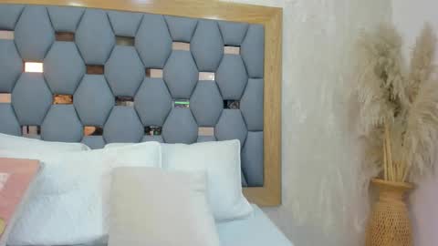 Snapshot of yayi_derek chatting on November 27, 11:34 am yayi derek online show from November 27, 11:34 am