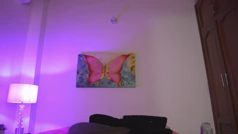 yayoi_cresp18 online show from May 4, 6:59 pm