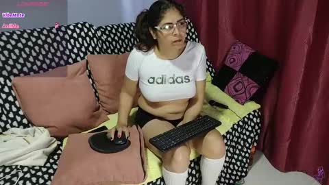 Hazzan y Greisy online show from November 27, 1:57 pm