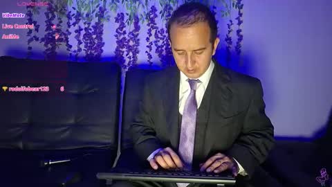 Snapshot of yazfore chatting on February 6, 3:11 am Hazzan online show from February 6, 3:11 am