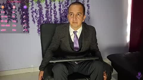 Snapshot of yazfore chatting on June 5, 2:01 pm Hazzan online show from June 5, 2:01 pm