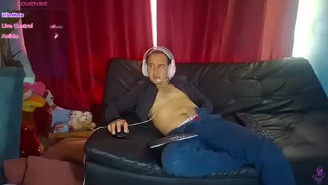 Snapshot of yazfore chatting on June 23, 4:38 pm Hazzan online show from June 23, 4:38 pm
