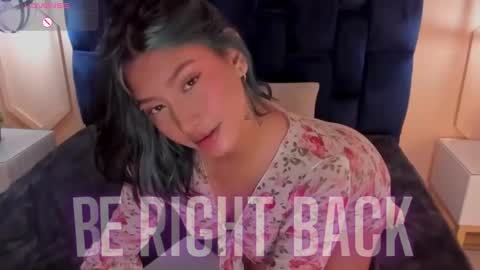 Snapshot of yazmin_rouse chatting on December 6, 5:11 pm Yazmin online show from December 6, 5:11 pm