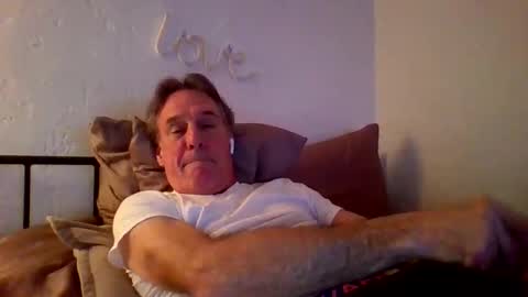 yeah_baby6988 online show from November 23, 12:32 am