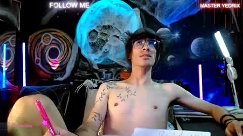 Snapshot of yedrix20 chatting on October 14, 8:20 pm MASTER YEDRIX online show from October 14, 8:20 pm