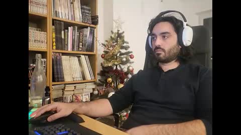 Snapshot of yeeaahoo chatting on December 5, 9:06 pm yeeaahoo online show from December 5, 9:06 pm