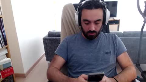 Snapshot of yeeaahoo chatting on December 3, 9:18 am yeeaahoo online show from December 3, 9:18 am