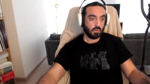 Snapshot of yeeaahoo chatting on December 4, 2:59 pm yeeaahoo online show from December 4, 2:59 pm