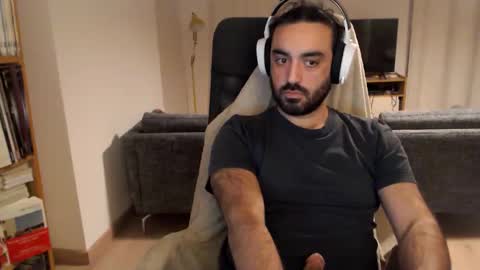 Snapshot of yeeaahoo chatting on January 18, 7:06 pm yeeaahoo online show from January 18, 7:06 pm