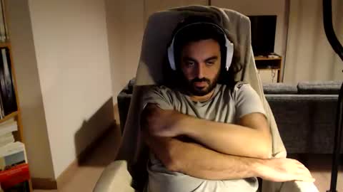 Snapshot of yeeaahoo chatting on February 16, 7:43 pm yeeaahoo online show from February 16, 7:43 pm