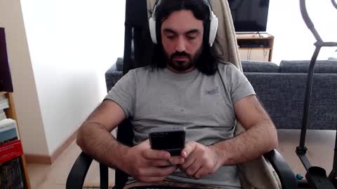 Snapshot of yeeaahoo chatting on February 23, 11:07 am yeeaahoo online show from February 23, 11:07 am