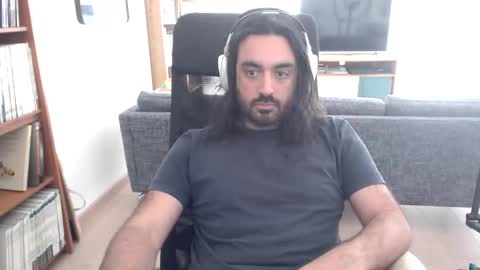 Snapshot of yeeaahoo chatting on May 18, 11:27 am yeeaahoo online show from May 18, 11:27 am