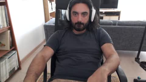 yeeaahoo online show from July 15, 2:11 pm