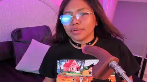 Snapshot of yeika_foxy chatting on June 21, 4:31 pm yeika_foxy online show from June 21, 4:31 pm