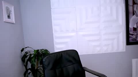 YEM online show from February 4, 3:07 pm